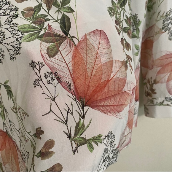 Orvis Women's 100% Silk Floral Button Up Blouse - Picture 8 of 14